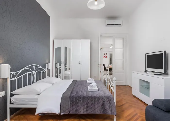 Dana Apartament *
